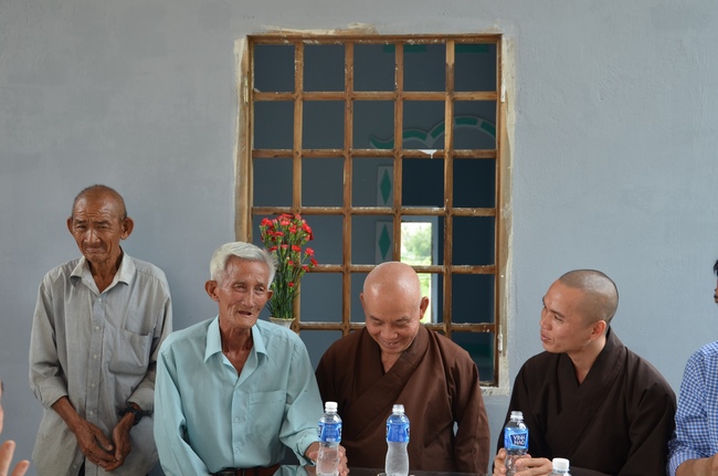 Charity work and houses at Binh Thuan Province