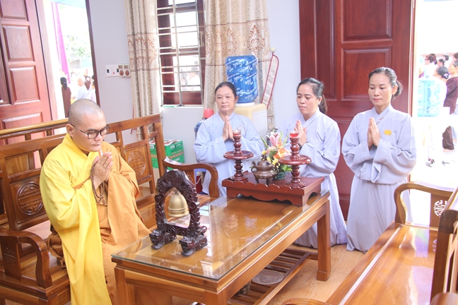 The One – Day peaceful happy Cultivation at Tieu Dao Pagoda in Quang Ninh Province
