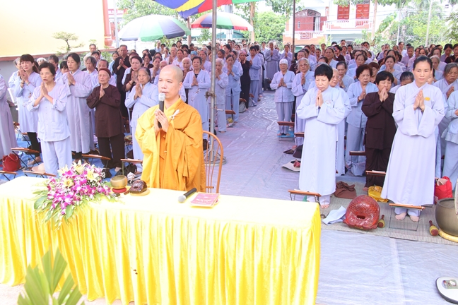 The One – Day peaceful happy Cultivation at Tieu Dao Pagoda in Quang Ninh Province
