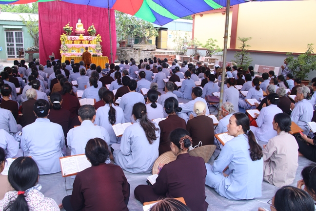 The One – Day peaceful happy Cultivation at Tieu Dao Pagoda in Quang Ninh Province