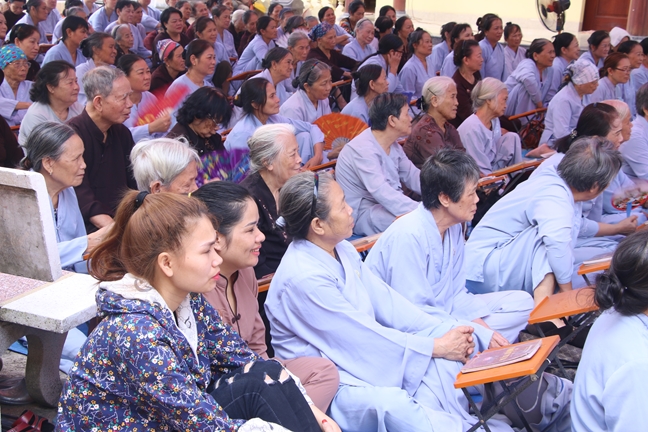 The One – Day peaceful happy Cultivation at Tieu Dao Pagoda in Quang Ninh Province