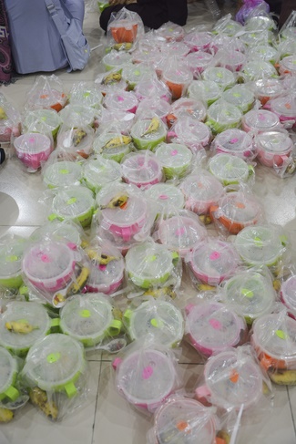 Offering five branches of Hoang Phap pagoda and releasing creatures