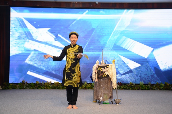 The Kid’s Playground “Close to the Buddha”