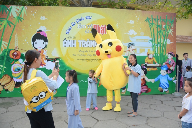 The Kid’s Playground “Close to the Buddha”