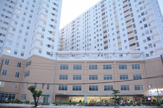 Sharing joy in the Mid-Autumn Festival