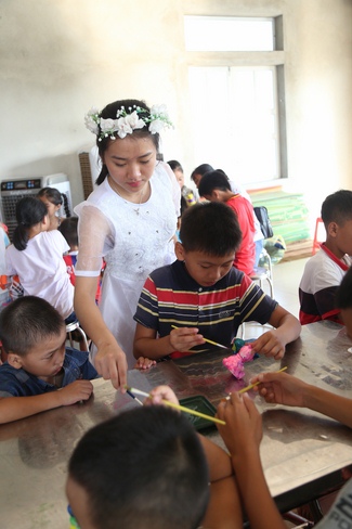Mid-Autumn Festival at Dong Cao Pagoda in Thanh Hoa province