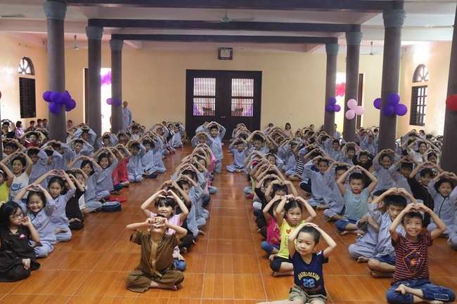 Chuỗi hoạt động mừng Tết Trung thu tại chùa Hòa Phúc