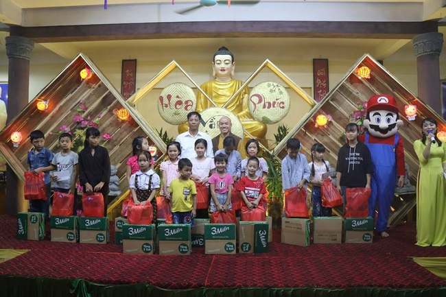 Chuỗi hoạt động mừng Tết Trung thu tại chùa Hòa Phúc