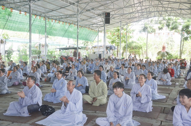 One - Day Cultivation of reciting the Buddha’s name at Hoang Phap pagoda in Cambodia
