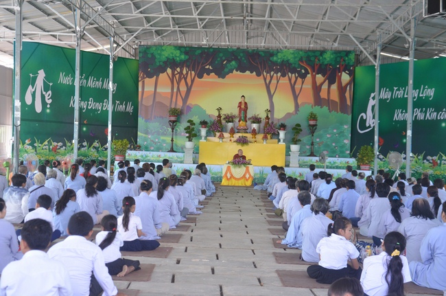 One - Day Cultivation of reciting the Buddha’s name at Hoang Phap pagoda in Cambodia