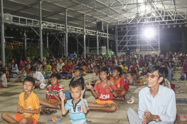 One - Day Cultivation of reciting the Buddha’s name at Hoang Phap pagoda in Cambodia