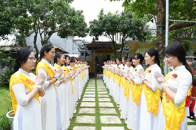 The Buddhist Festival chanting Ksihitigarbha on occasion of the great Ullambana Ceremony  at Hoa Phuc Pagoda – Hanoi
