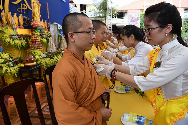 The Buddhist Festival chanting Ksihitigarbha on occasion of the great Ullambana Ceremony  at Hoa Phuc Pagoda – Hanoi
