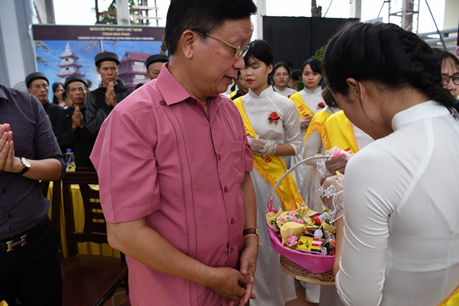 The Buddhist Festival chanting Ksihitigarbha on occasion of the great Ullambana Ceremony  at Hoa Phuc Pagoda – Hanoi