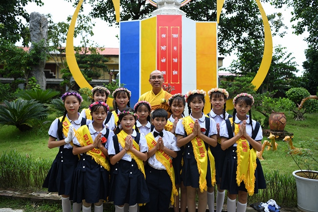 The Buddhist Festival chanting Ksihitigarbha on occasion of the great Ullambana Ceremony  at Hoa Phuc Pagoda – Hanoi