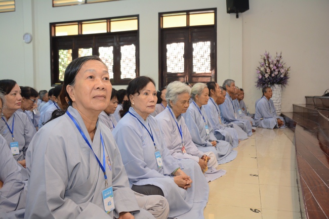“DHARMA PRACTITIONER’S QUALITIES”- Dharma Talk in the 89th Seven-Day Retreat
