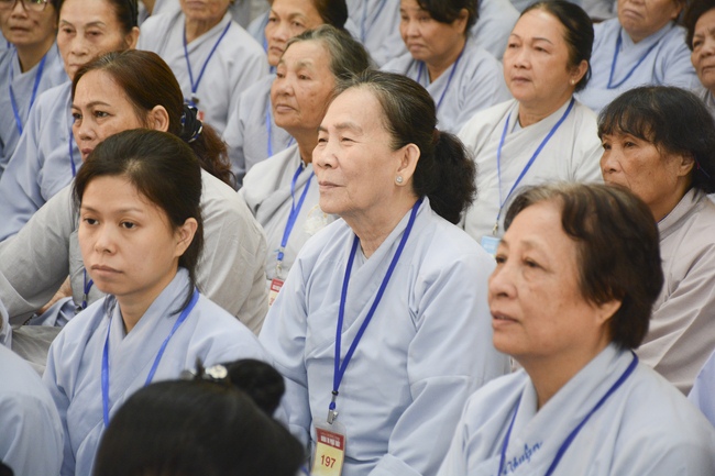 “DHARMA PRACTITIONER’S QUALITIES”- Dharma Talk in the 89th Seven-Day Retreat