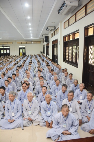 “DHARMA PRACTITIONER’S QUALITIES”- Dharma Talk in the 89th Seven-Day Retreat