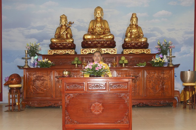 One - Day Cultivation at Dong Cao Pagoda in Thanh Hoa province.