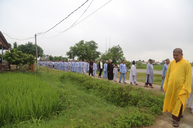 One - Day Cultivation at Dong Cao Pagoda in Thanh Hoa province.