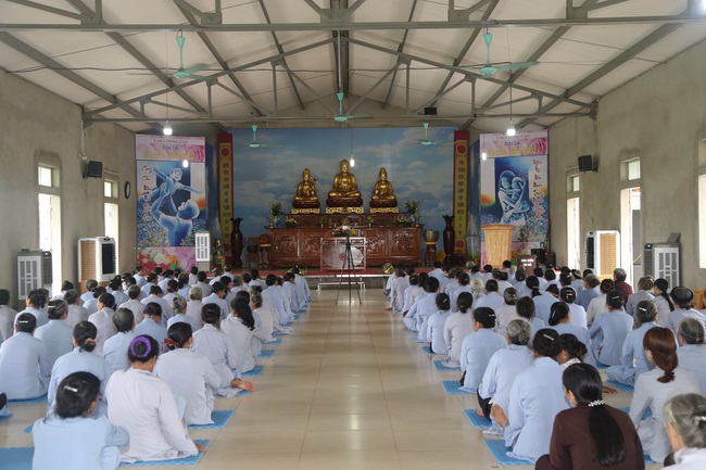 One - Day Cultivation at Dong Cao Pagoda in Thanh Hoa province.