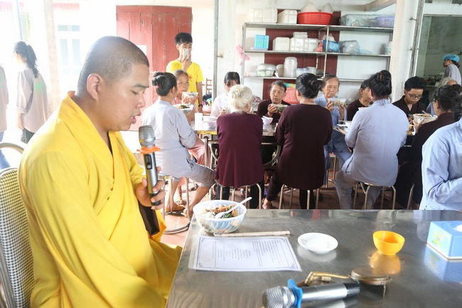 One - Day Cultivation at Dong Cao Pagoda in Thanh Hoa province.