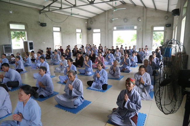 One - Day Cultivation at Dong Cao Pagoda in Thanh Hoa province.