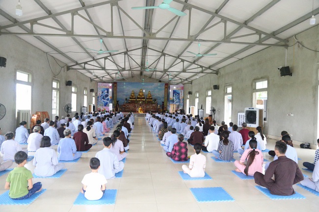 One - Day Cultivation at Dong Cao Pagoda in Thanh Hoa province.