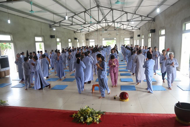 One - Day Cultivation at Dong Cao Pagoda in Thanh Hoa province.