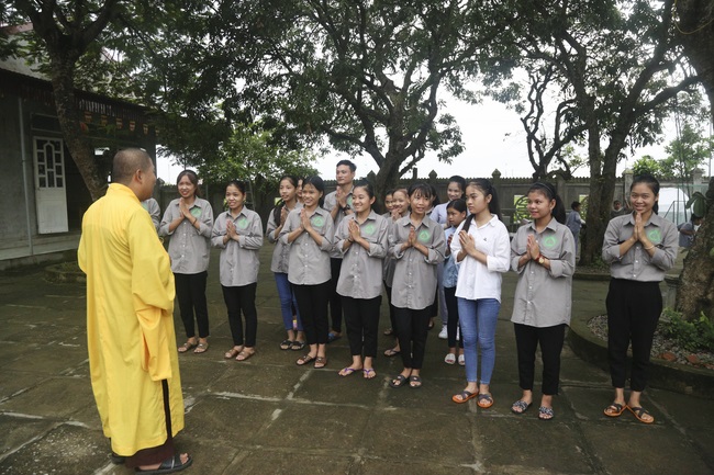 One - Day Cultivation at Dong Cao Pagoda in Thanh Hoa province.