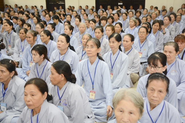 “Love Spreading in Buddhism” – Dharma Talk in the 89th Seven-Day Retreat