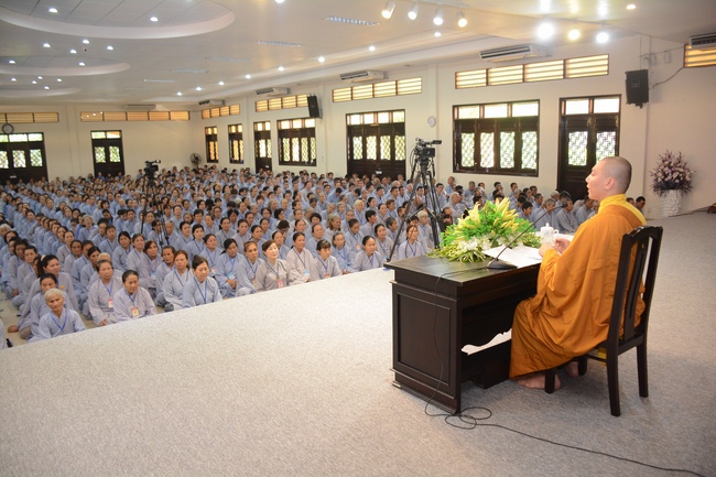 “Love Spreading in Buddhism” – Dharma Talk in the 89th Seven-Day Retreat
