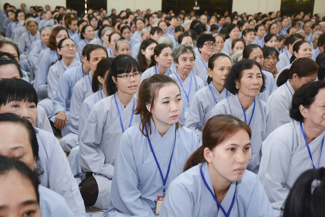 “Love Spreading in Buddhism” – Dharma Talk in the 89th Seven-Day Retreat