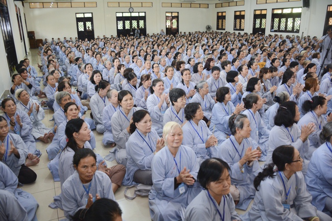“Love Spreading in Buddhism” – Dharma Talk in the 89th Seven-Day Retreat