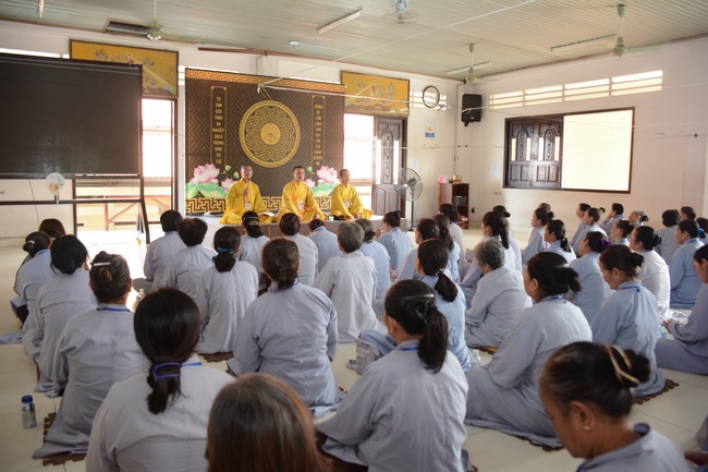 “A Letter For Mom” -  Dharma Talk in the 89th Seven-Day Retreat