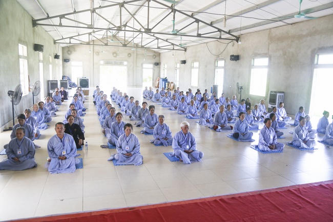 Five - day retreat “Learning as the Buddha‘s practice”