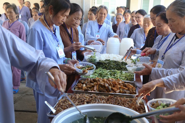 Five - day retreat “Learning as the Buddha‘s practice”