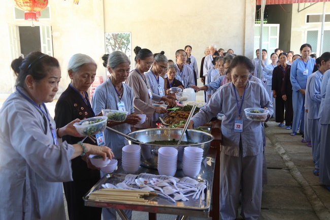Five - day retreat “Learning as the Buddha‘s practice”