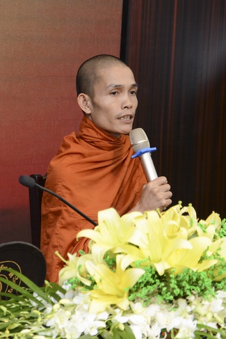 The 7th Tripitaka Dharma Master Sīlakkhandhābhivaṁsa visited Hoang Phap Temple