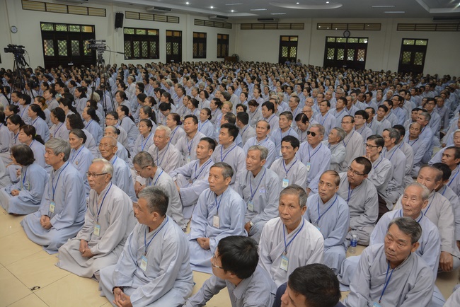 The 7th Tripitaka Dharma Master Sīlakkhandhābhivaṁsa visited Hoang Phap Temple