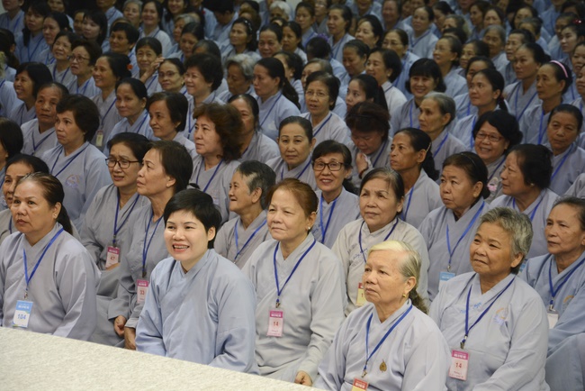 The 7th Tripitaka Dharma Master Sīlakkhandhābhivaṁsa visited Hoang Phap Temple