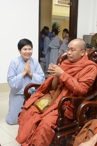 The 7th Tripitaka Dharma Master Sīlakkhandhābhivaṁsa visited Hoang Phap Temple