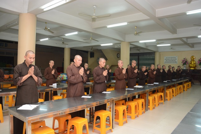 Buổi ôn chính tả dành cho chư Tăng
