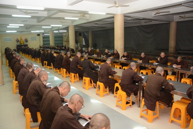 Buổi ôn chính tả dành cho chư Tăng
