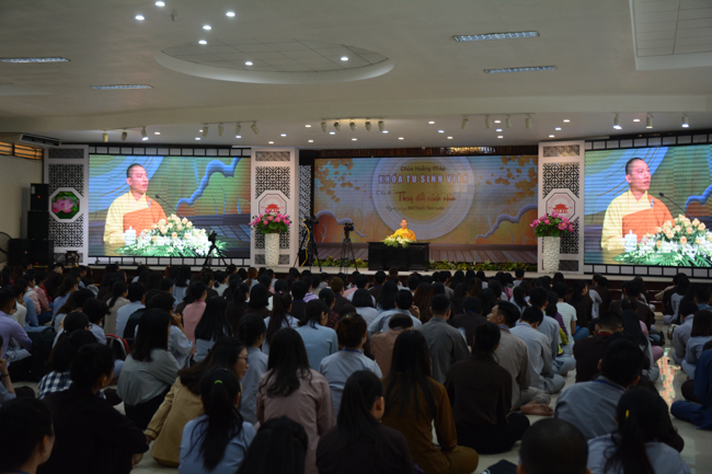 Ngày tu 'Sinh Viên Hướng Về Phật Pháp