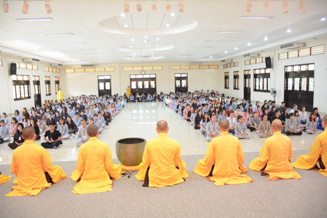 Ngày tu 'Sinh Viên Hướng Về Phật Pháp