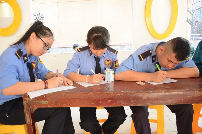 Hiến máu nhân đạo