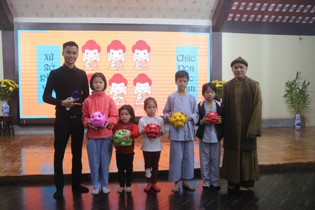 The playground “Sowing of Viet Lotus Seeds” on lunar Dec. in the Dog year