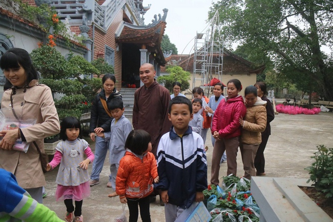 The playground “Sowing of Viet Lotus Seeds” on lunar Dec. in the Dog year