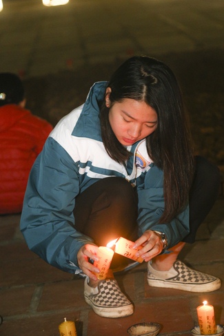 Dong Cao pagoda warmly celebrating enlightened achievement of the Bodhisattva Siddhartha